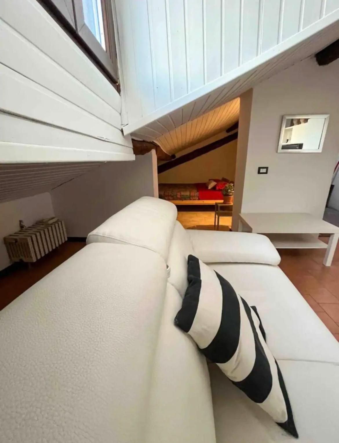 Apartment Viale Monza 90 *